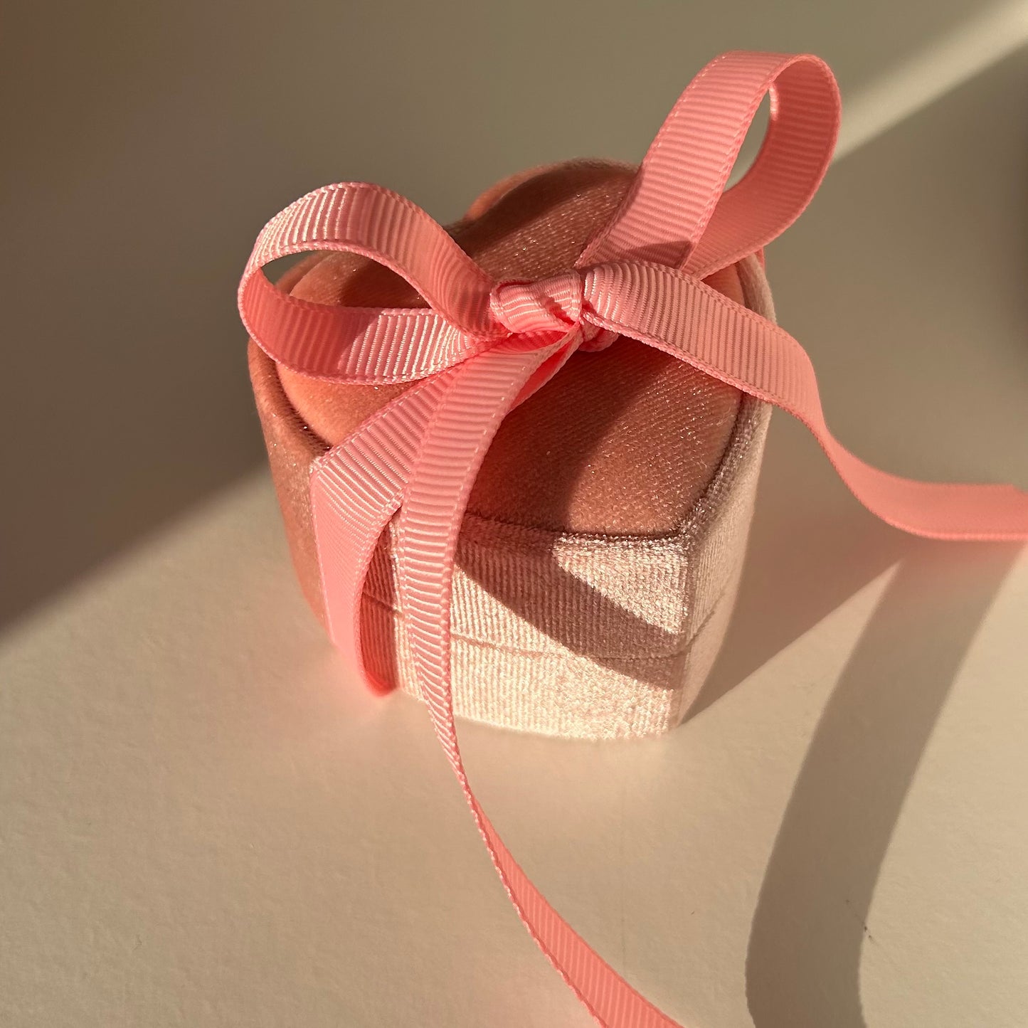 HEART GIFT BOX